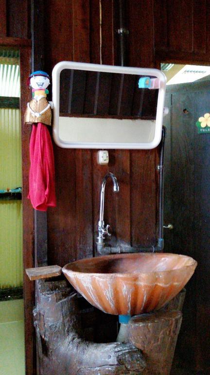 Baan Mai Guesthouse Mae Hong Son Pokoj fotografie