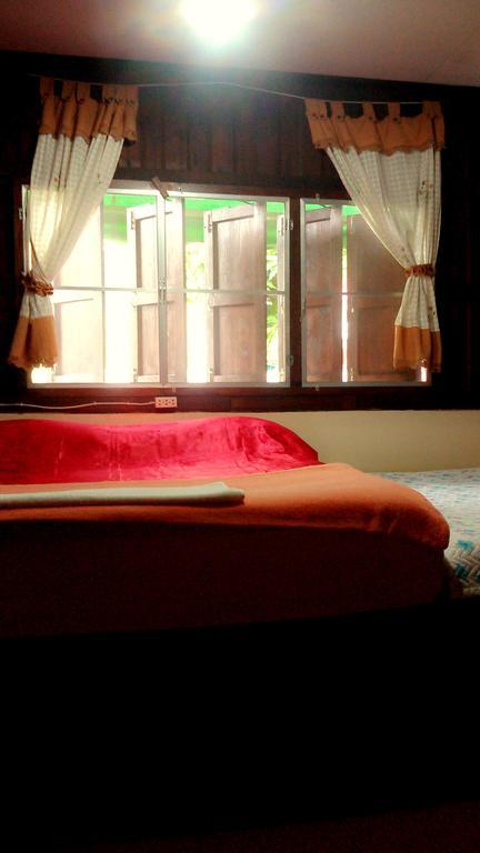 Baan Mai Guesthouse Mae Hong Son Exteriér fotografie